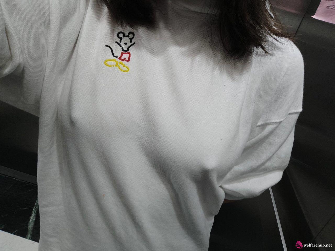 国产剧情AV精品三级蜜桃成熟时！盗站新流特工队之坑神潜入女盗拍藏高新